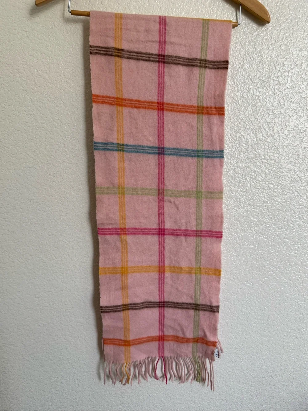 Amicable Pink Cashmere Plaid Scarf